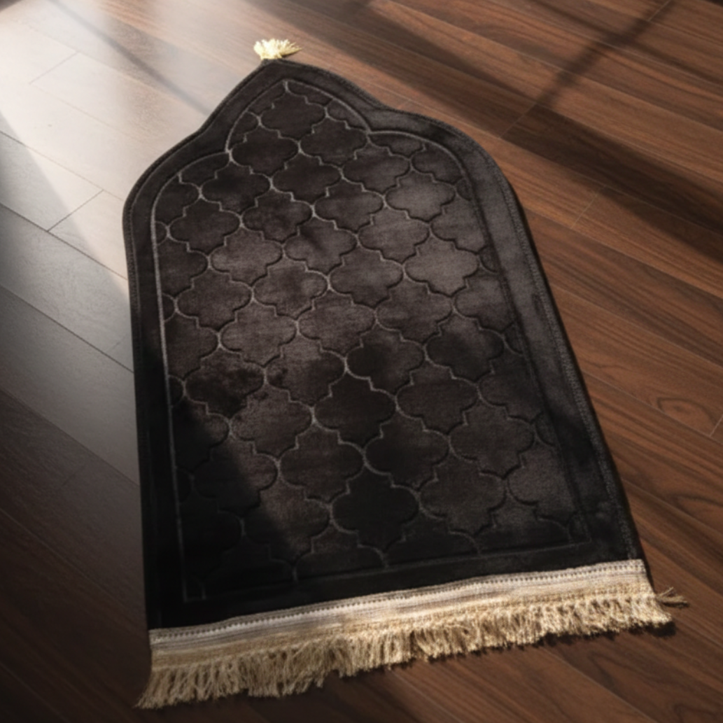 Ramadan Exclusive: Elegant Black Prayer Mat with Personalized White Glitter Name - Image 3