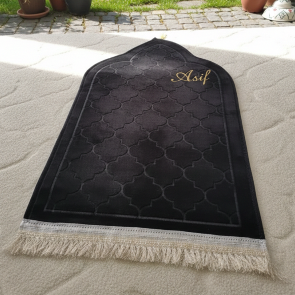 Ramadan Exclusive: Elegant Black Prayer Mat with Personalized White Glitter Name - Image 2